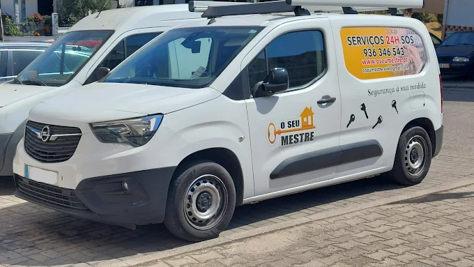 Viatura oficial da empresa O Seu Mestre pronta para assistência técnica 24h